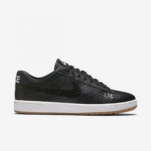 Nike Tennis Classic Perforated Shoe (Box Incl)